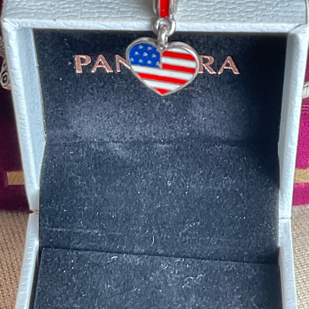 Pandora Heart Charm with Flag Design - Picture 8 of 9